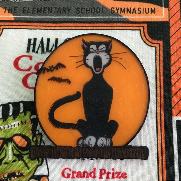 🎃 Retro Black Cat Halloween Brooch 🐈‍⬛ - Picture 1 of 10